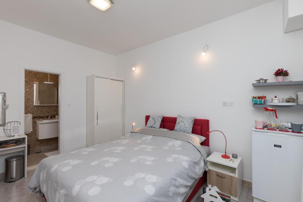 Apartment & Rooms Primi With Free Parking Dubrovnik Exterior photo