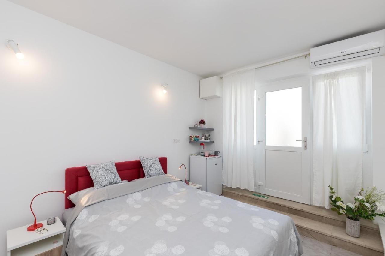 Apartment & Rooms Primi With Free Parking Dubrovnik Exterior photo