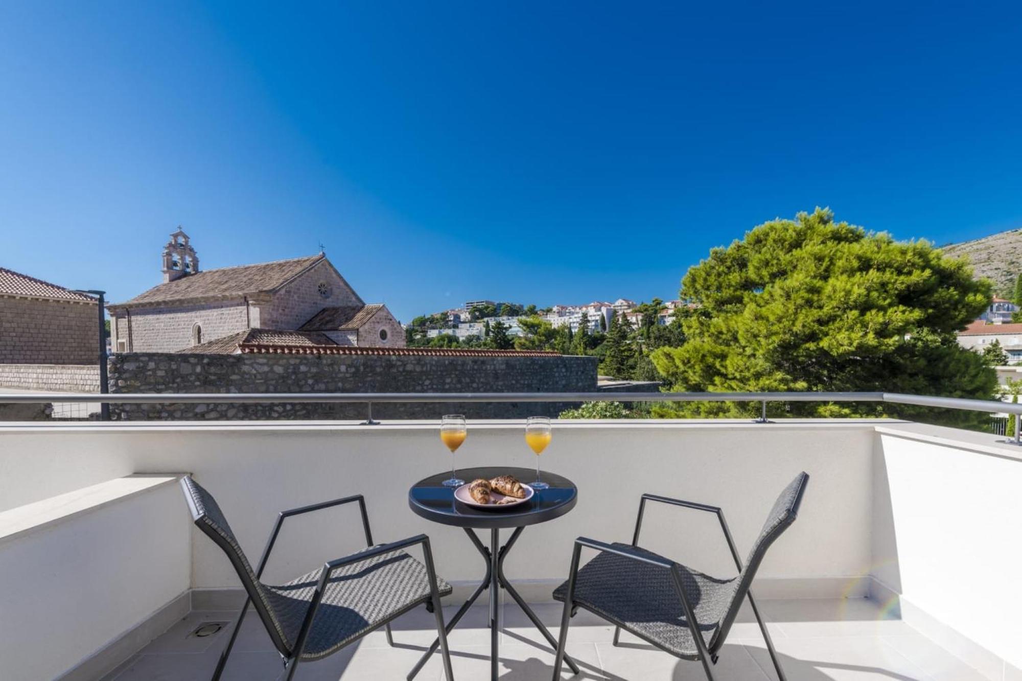Apartment & Rooms Primi With Free Parking Dubrovnik Exterior photo
